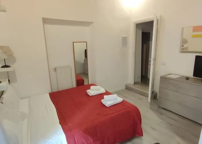 Giubbonari Street Roma