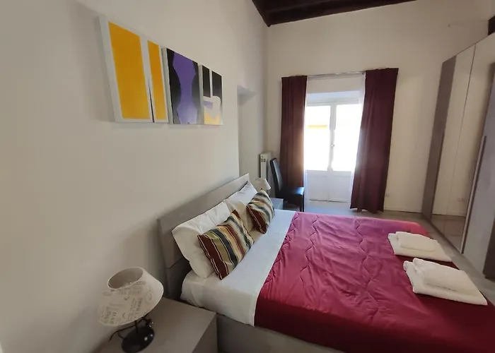 Giubbonari Street Roma